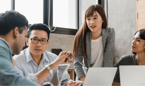 Aligning AI Strategy Adoption for Retail & Consumer Goods